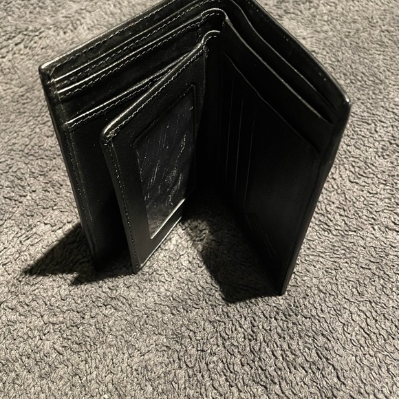 Wallet - Picture 3 of 4